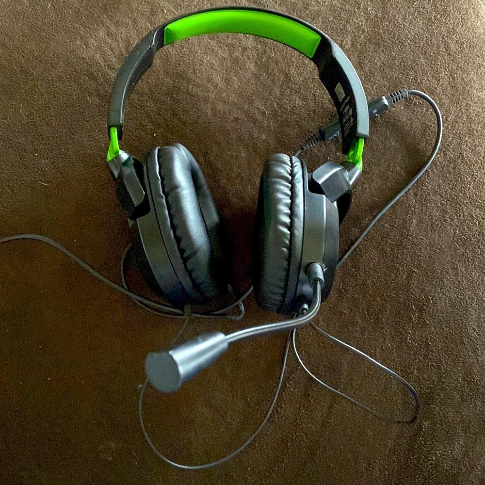 XX vibe headphone.